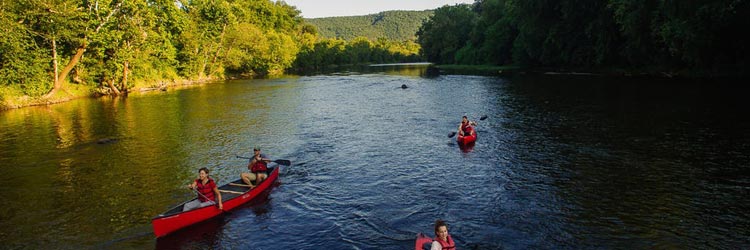 Canoe and Kayak on the James River