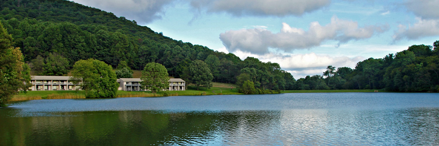 Peaks of Otter Lodge on Abbott Lake