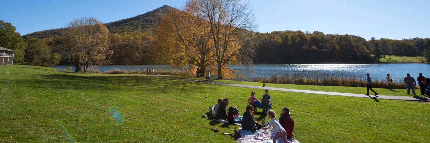 A beautiful Fall day at Peaks of Otter Lodge