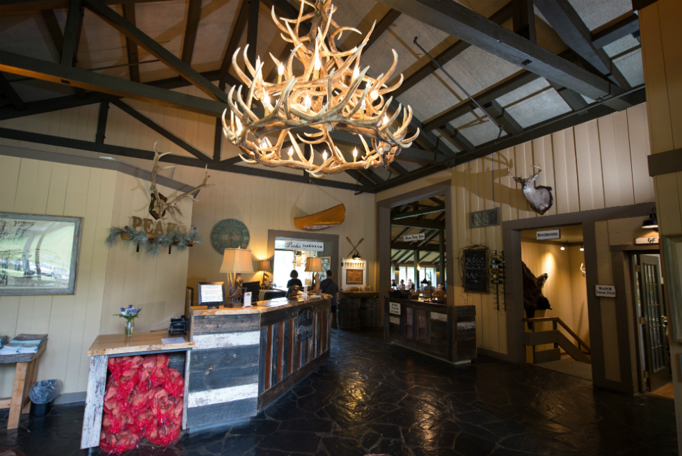 Peaks of Otter Lodge Lobby