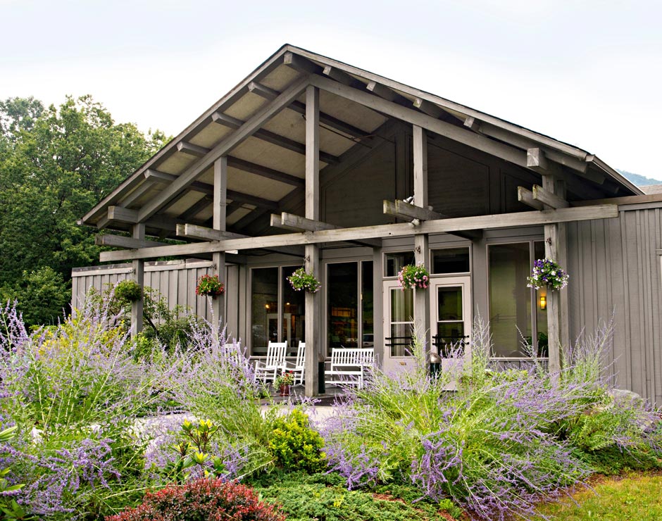 Peaks of Otter Lodge