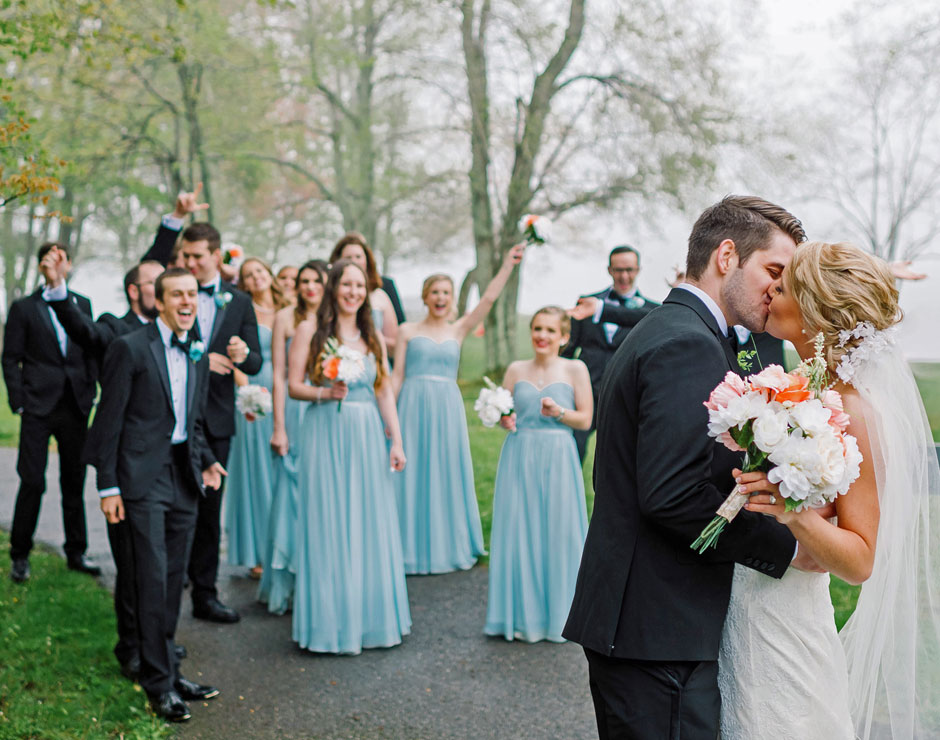Weddings at Peaks of Otter Lodge